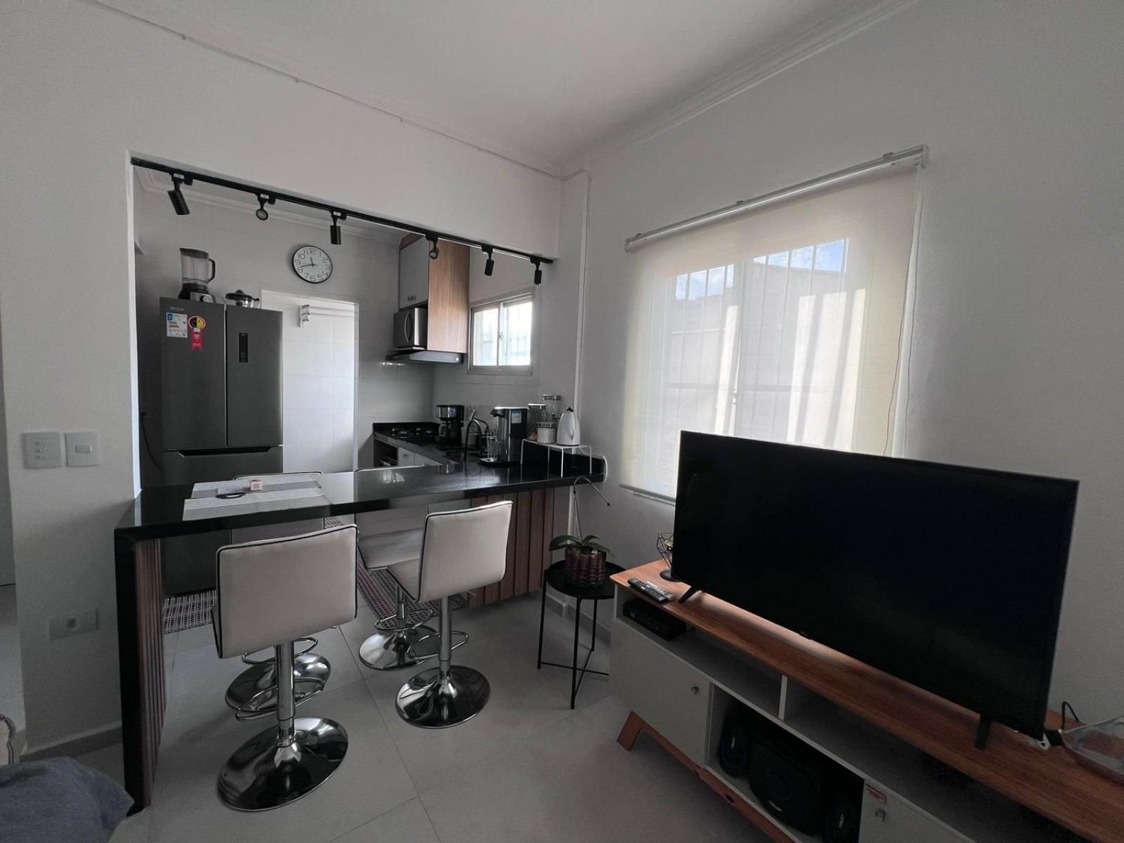 Canto Forte- Suite C/Varanda - Ate 5 Hospedes- Garagem - Wi Fi E 200 Metros Da Praia, 50 Metros Da Av Gastronomica Da Pg Πράια Γκράντε Εξωτερικό φωτογραφία