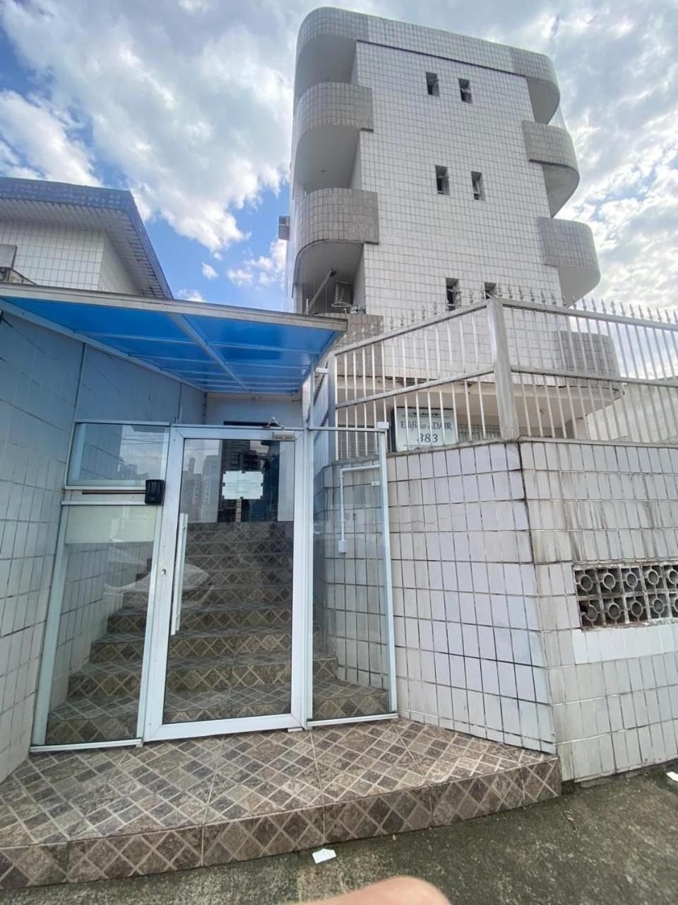 Canto Forte- Suite C/Varanda - Ate 5 Hospedes- Garagem - Wi Fi E 200 Metros Da Praia, 50 Metros Da Av Gastronomica Da Pg Πράια Γκράντε Εξωτερικό φωτογραφία